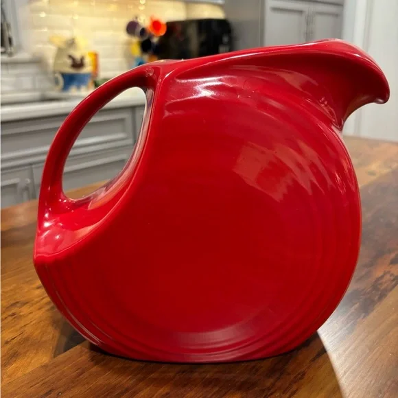 Red Fiesta Ware Vintage Pitcher - Made in the USA - Picture 1 of 10